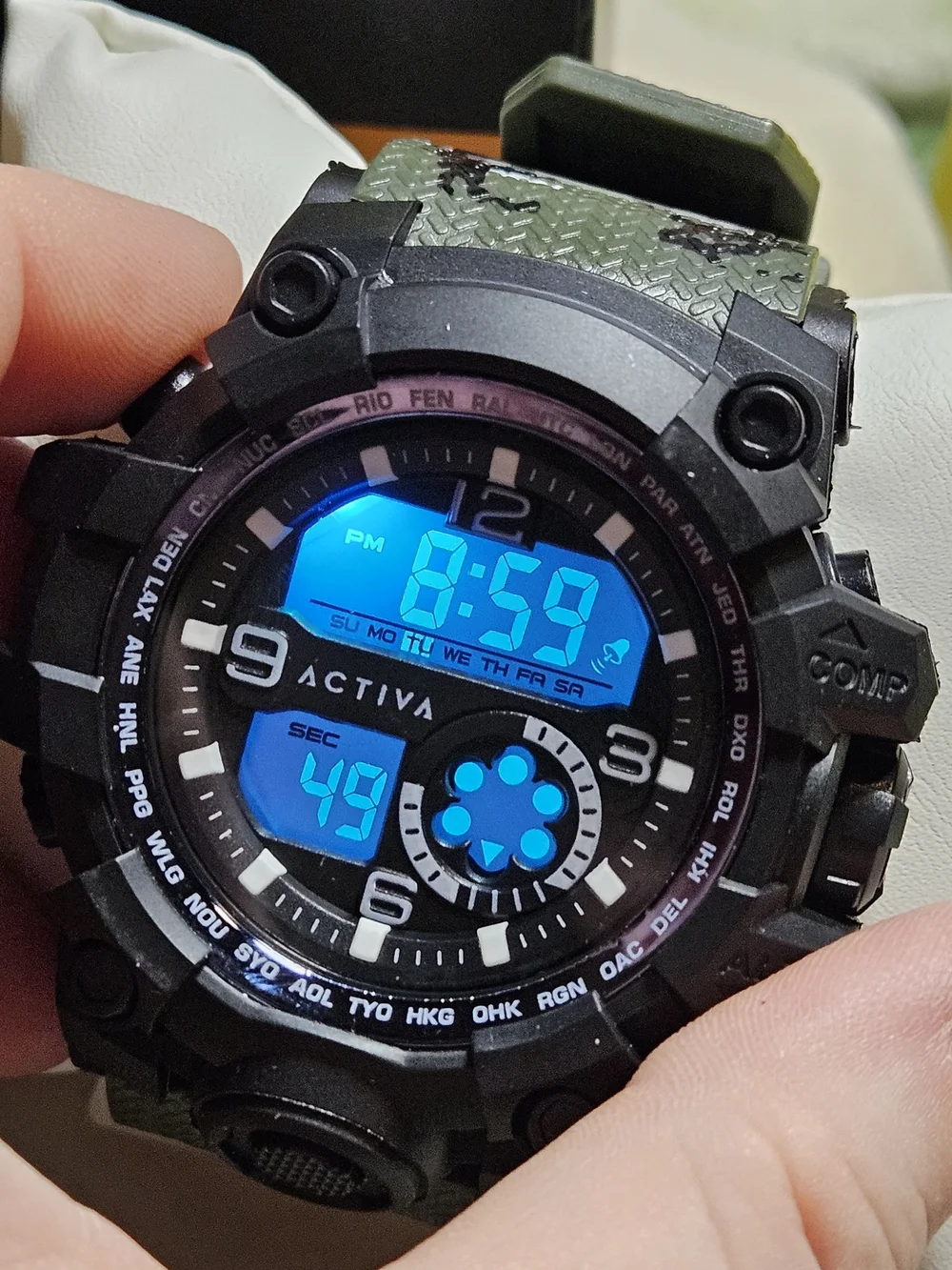 Activa Endurance X Invicta Men's Digital Watch (Model ACW435-004)